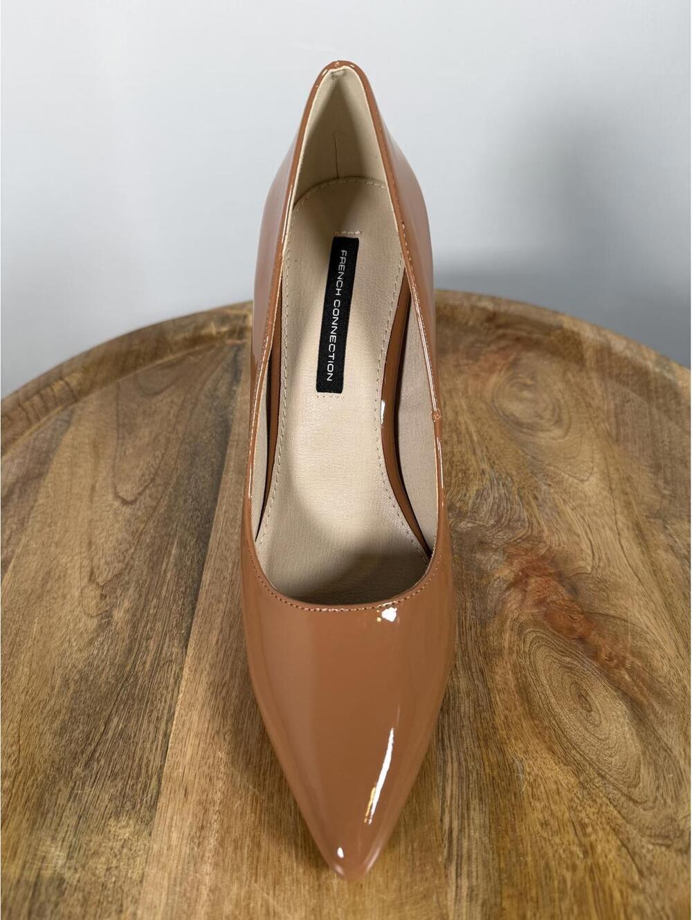 French Connection Patent Leather Tan Heels Pumps US 7.5 NWB - Picture 7 of 11
